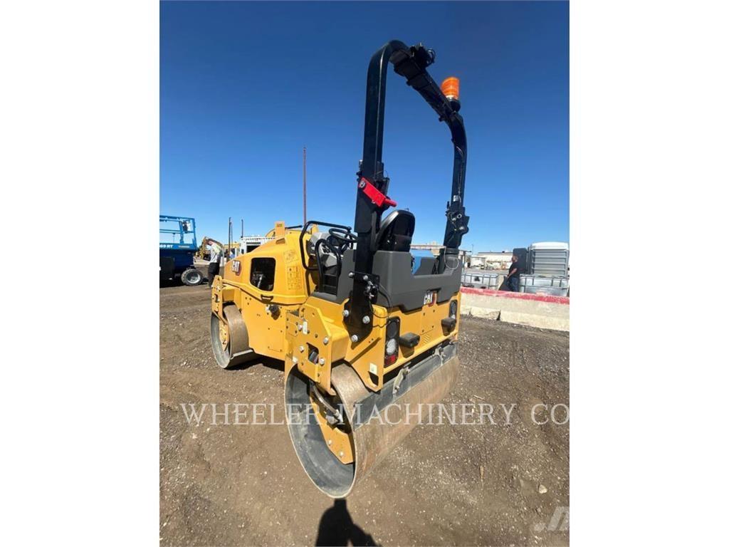 CAT CB4.4 Rodillos de doble tambor