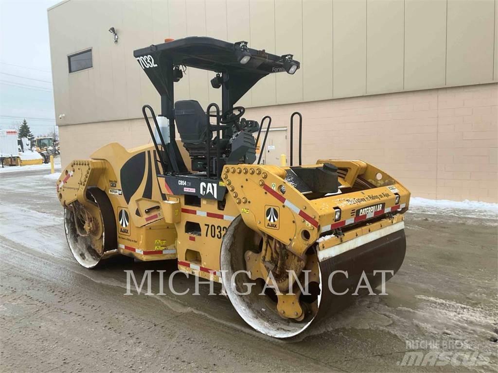 CAT CB54 XW Rodillos de doble tambor