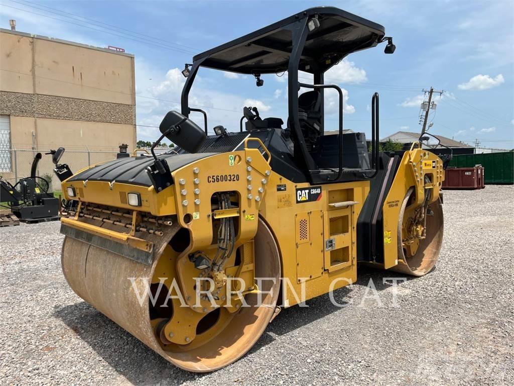 CAT CB64B Asfaltadoras
