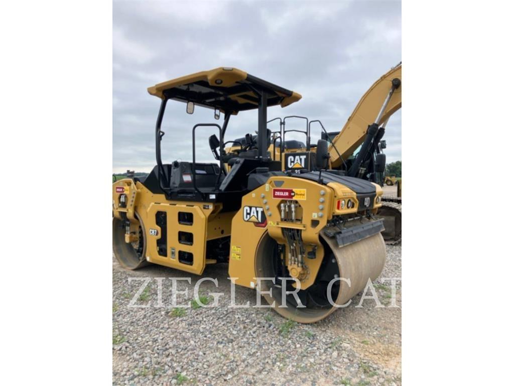 CAT CB7-02 Compactadores de suelo
