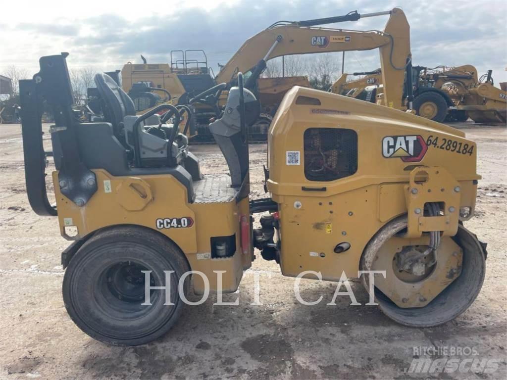 CAT CC4.0 Buldozer sobre ruedas