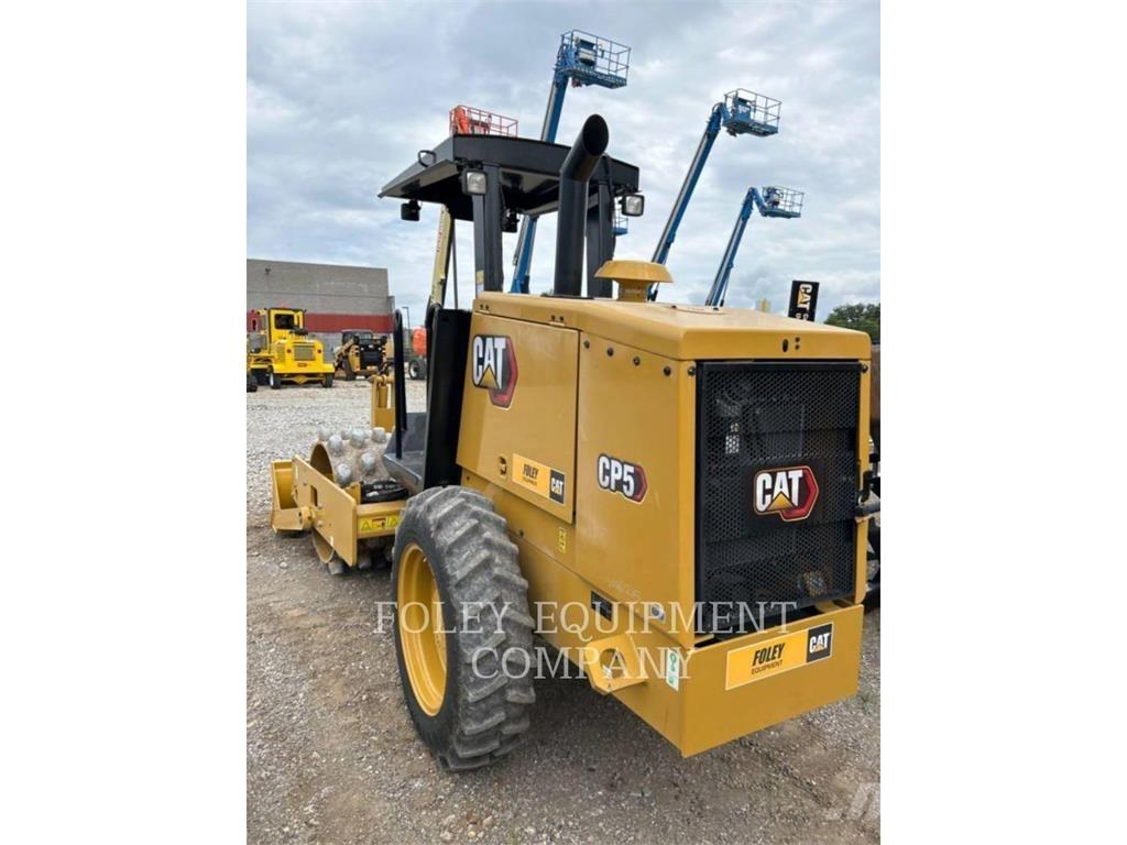 CAT CP5-03 Compactadores de suelo