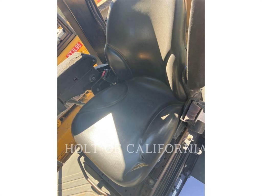 CAT CP54 N/BLD Compactadores de suelo