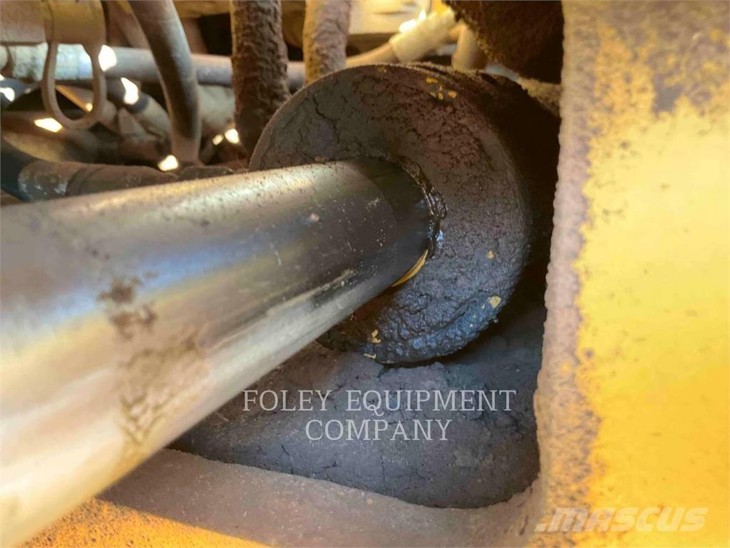 CAT CP56 Compactadores de suelo