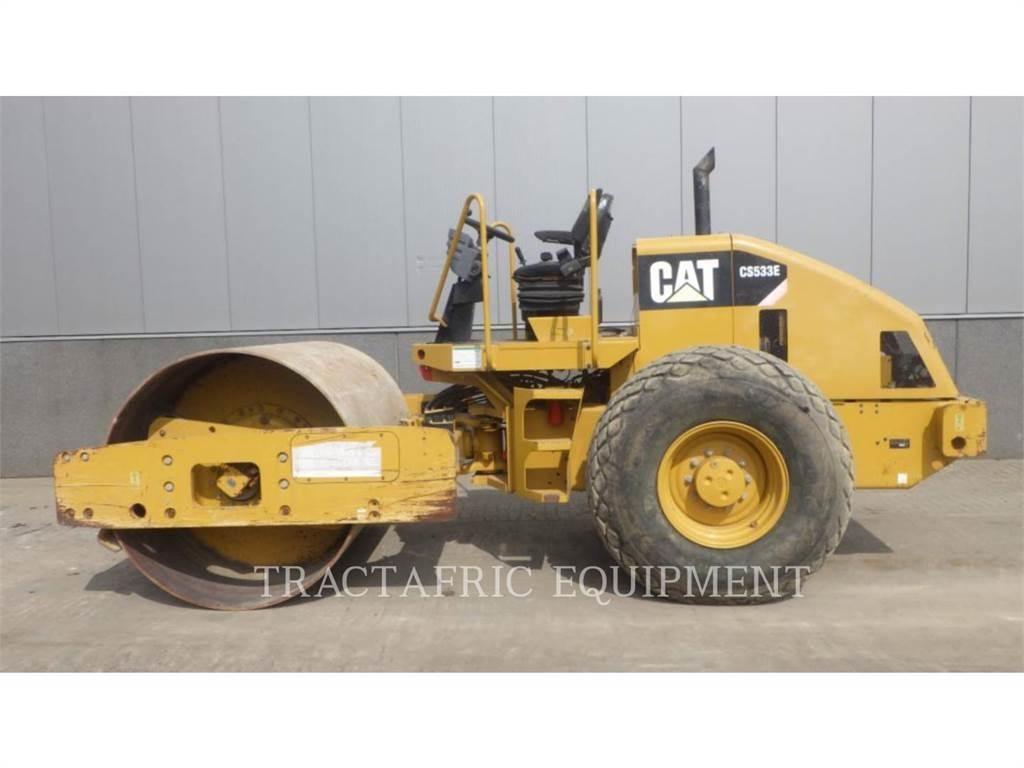 CAT CS-533E Rodillos de un solo tambor