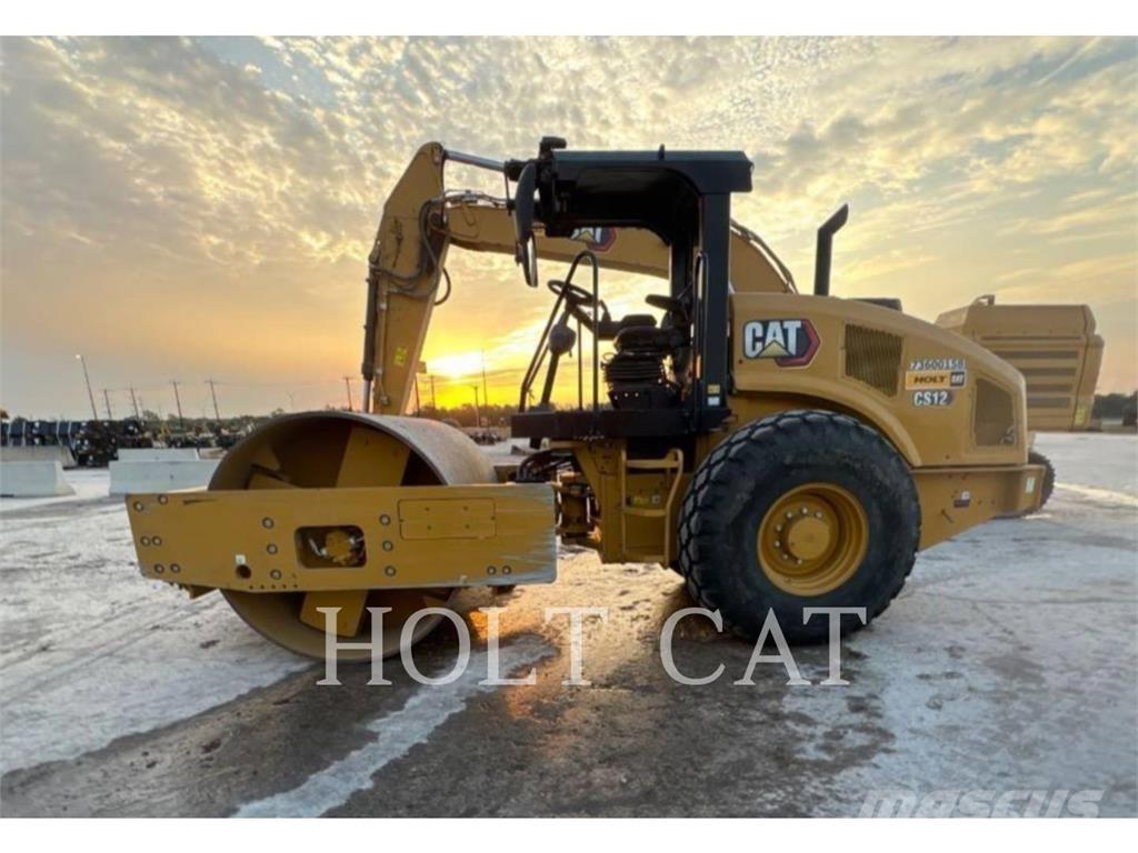 CAT CS12 Rodillos de un solo tambor