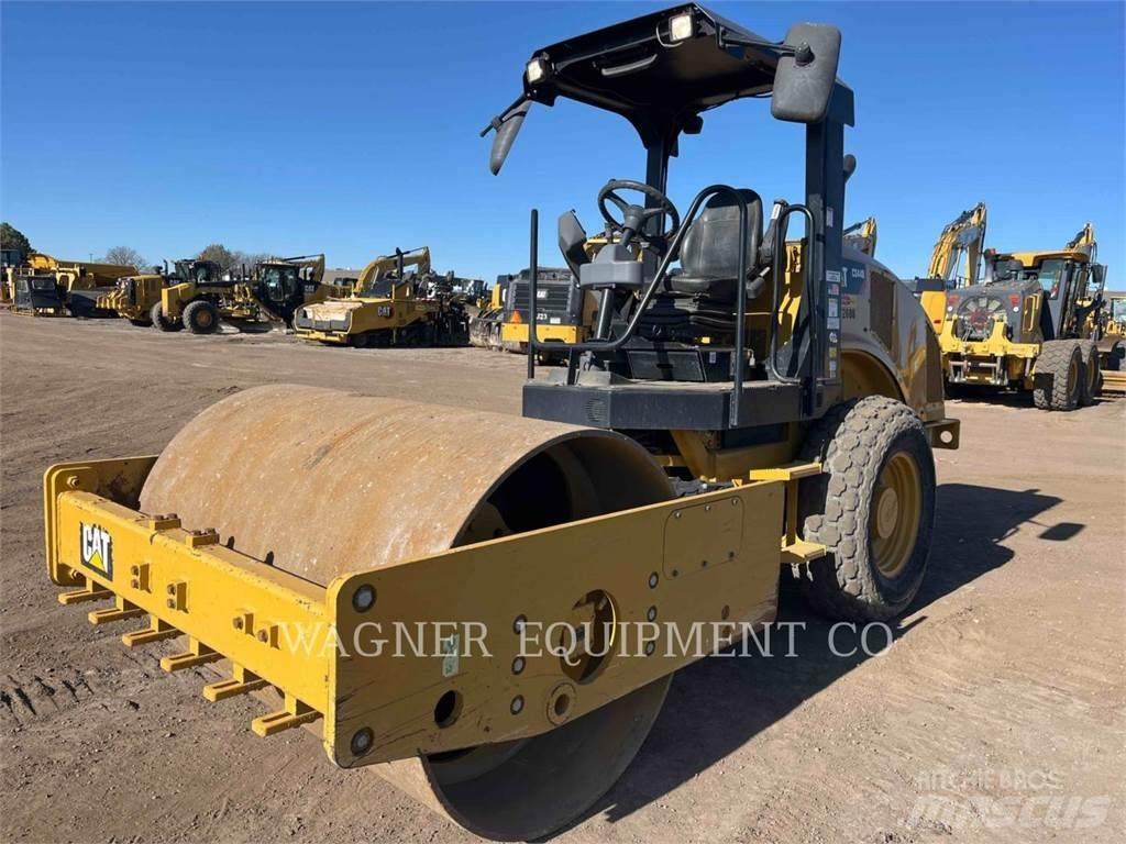 CAT CS44B Compactadores de suelo