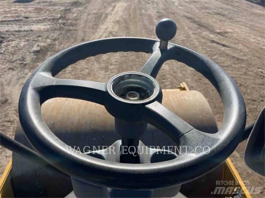 CAT CS44B Compactadores de suelo