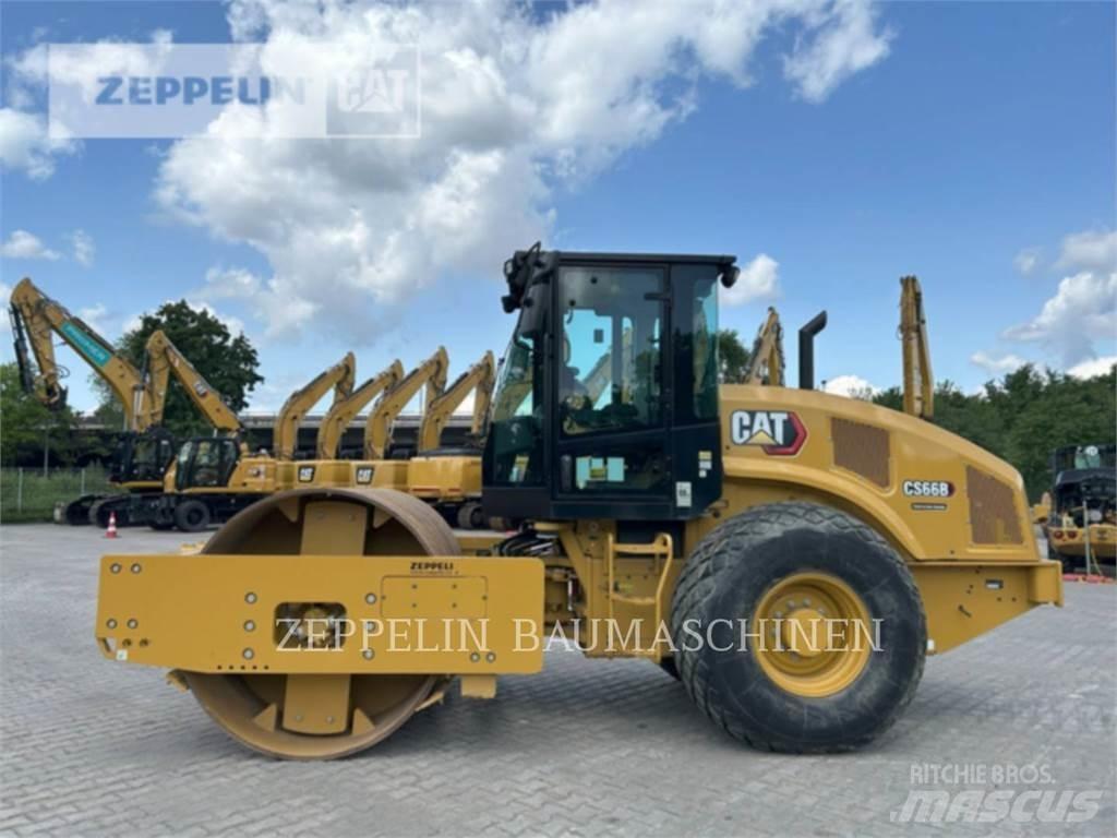 CAT CS66B Compactadores de suelo
