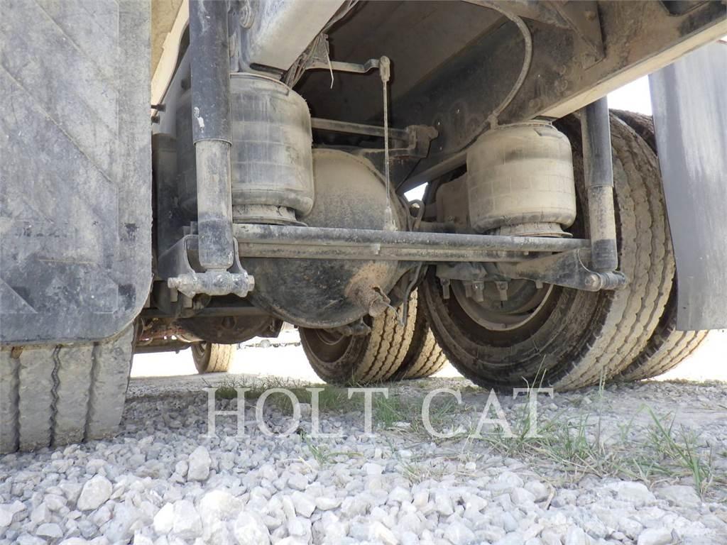 CAT CT660S Otros camiones