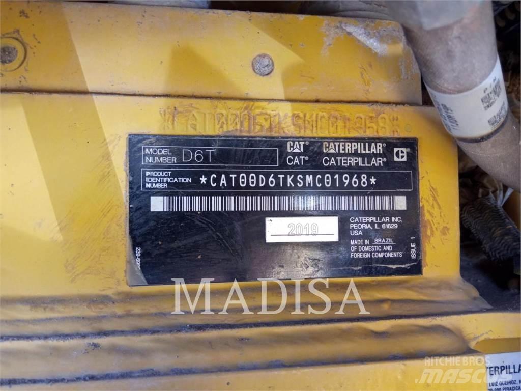 CAT D 6 T Buldozer sobre oruga