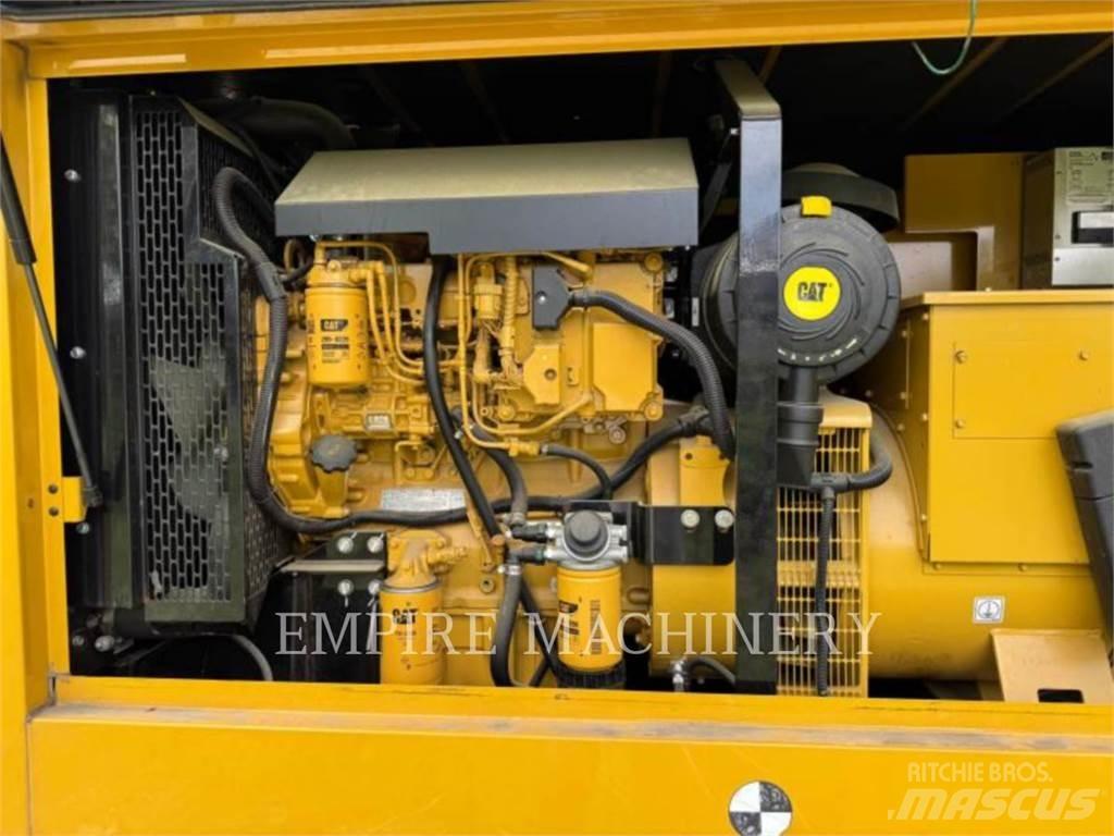 CAT D100 Generadores diesel