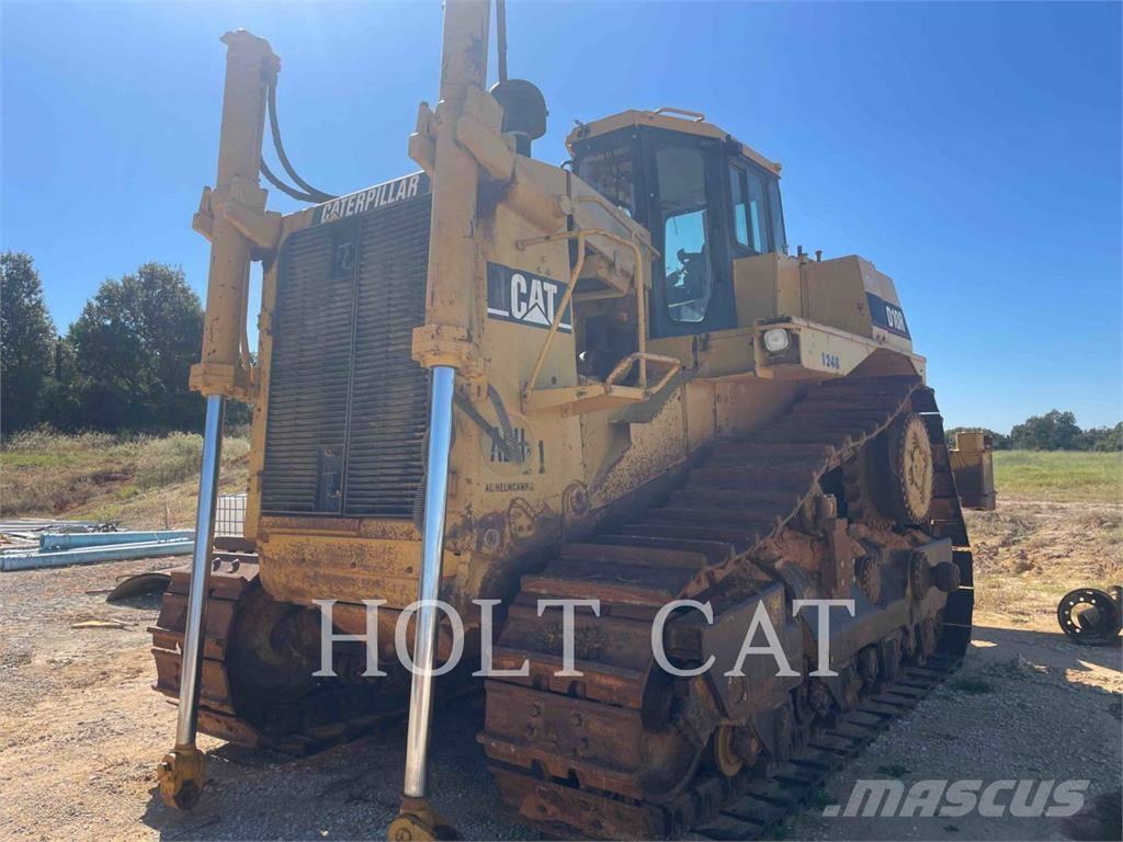 CAT D10R Buldozer sobre oruga