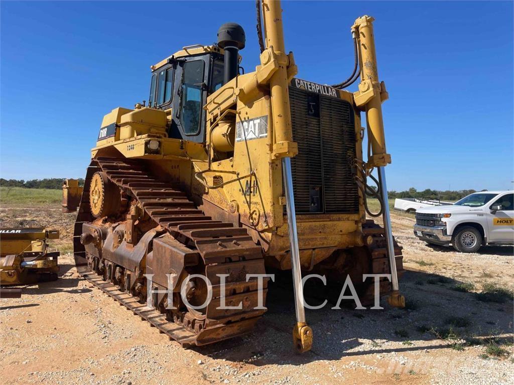 CAT D10R Buldozer sobre oruga