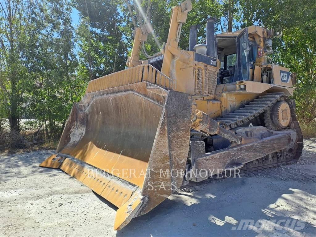 CAT D10T Buldozer sobre oruga