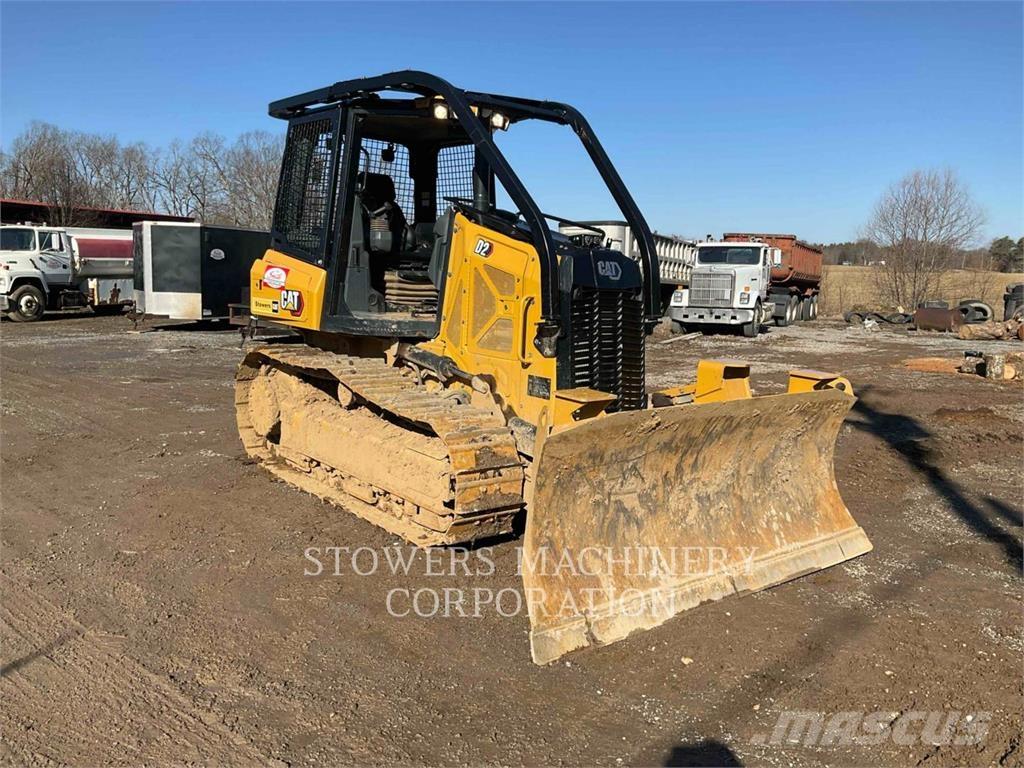 CAT D2 Buldozer sobre oruga