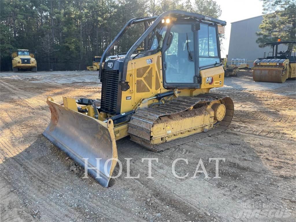 CAT D2-12LGP Buldozer sobre oruga