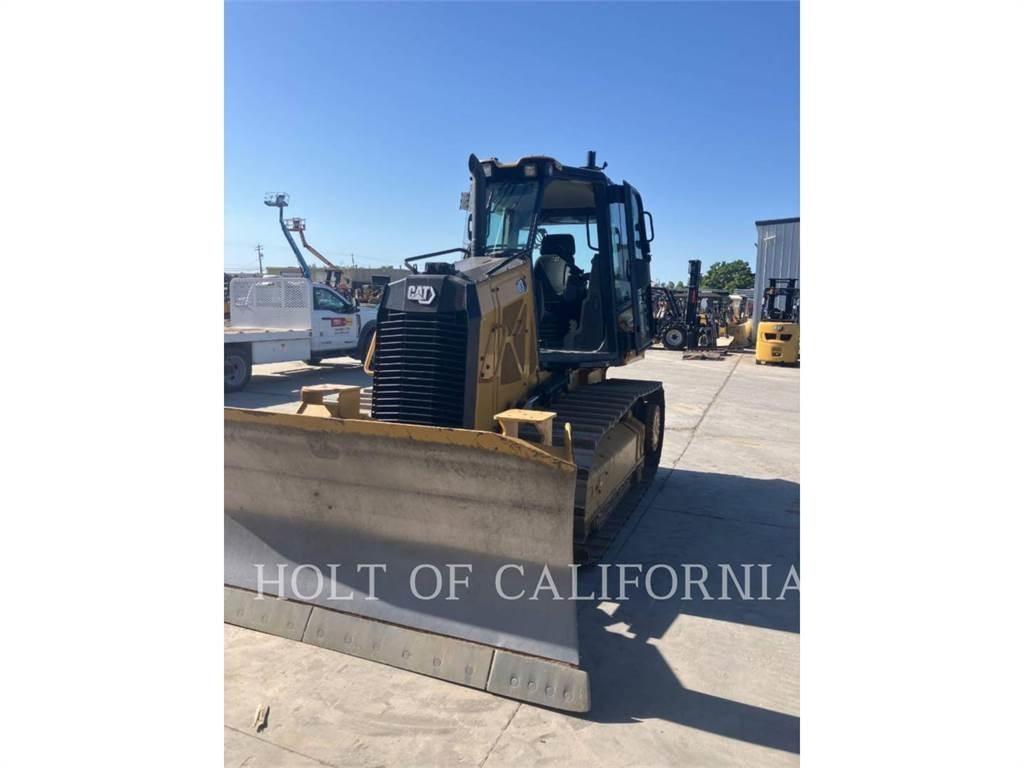 CAT D3 Buldozer sobre oruga