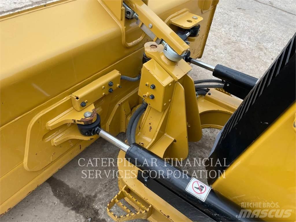 CAT D3 Buldozer sobre oruga