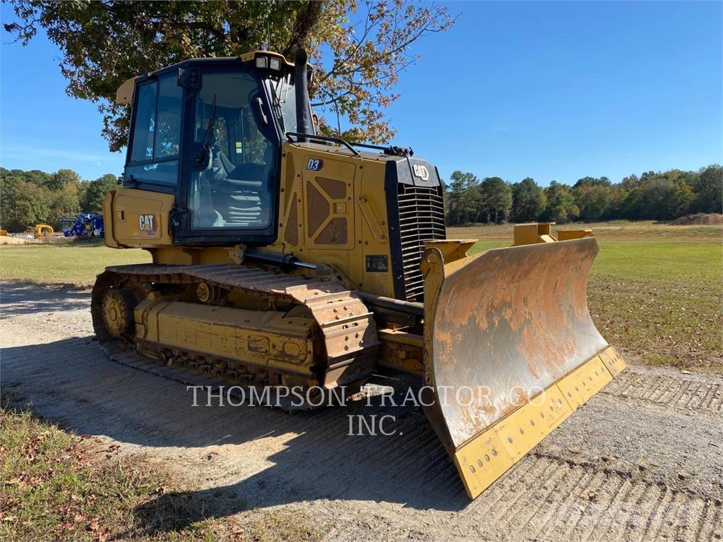 CAT D3 Buldozer sobre oruga