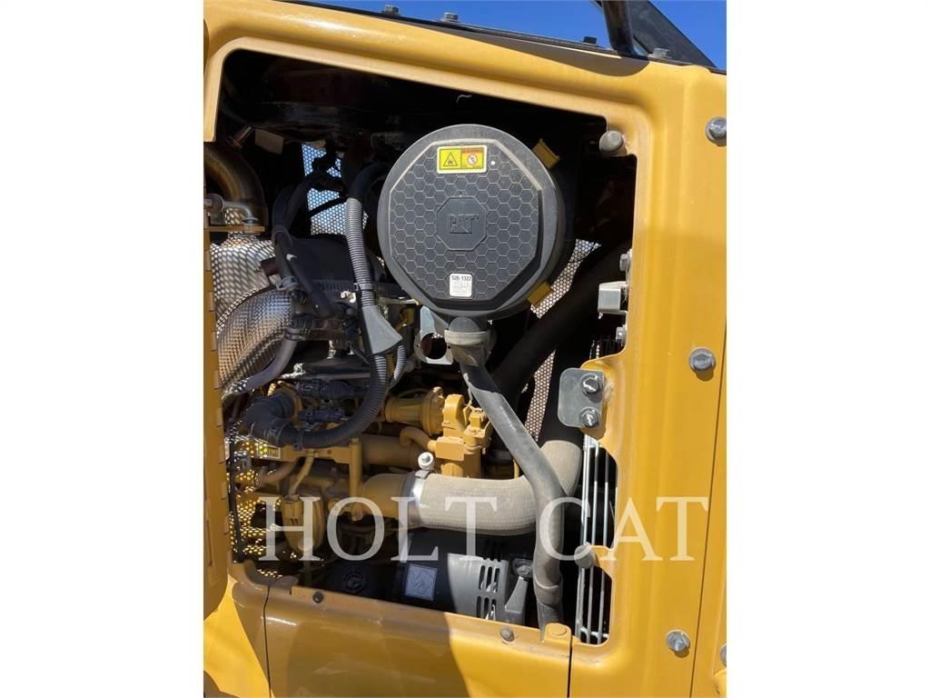 CAT D3-12 Buldozer sobre oruga