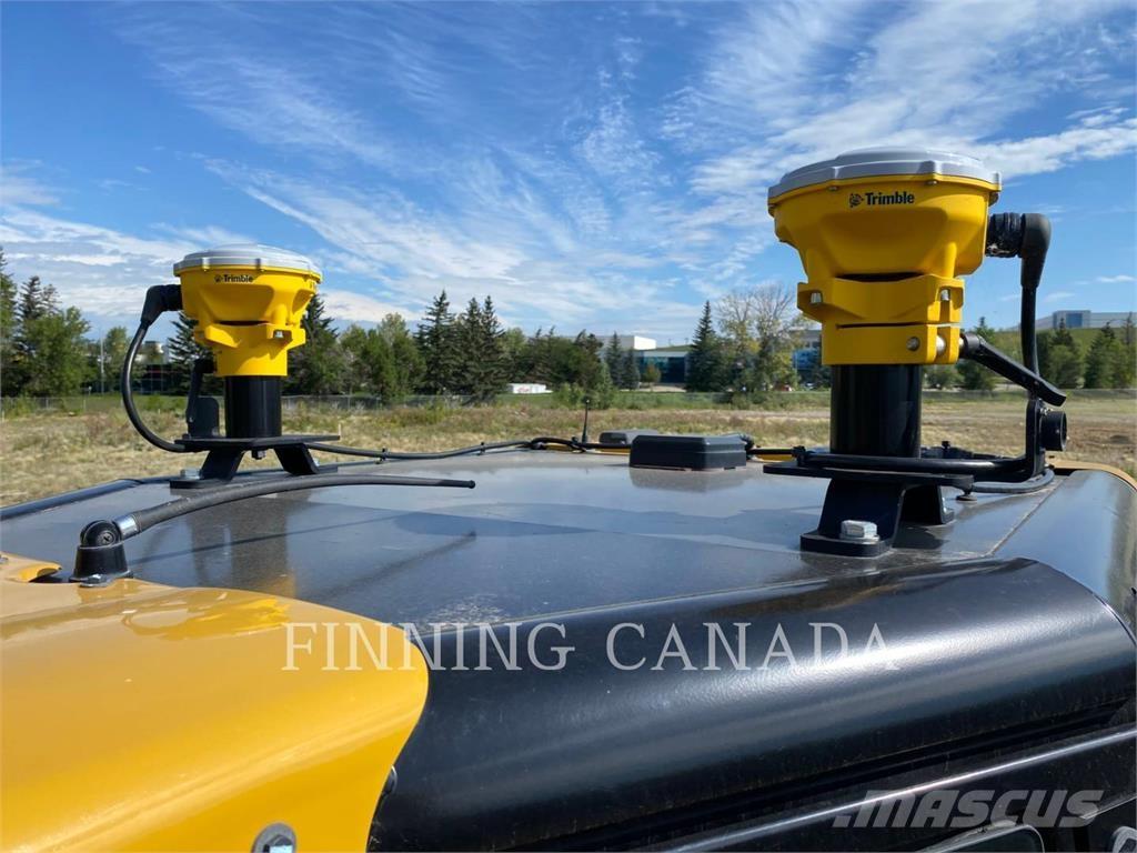 CAT D3-12 Buldozer sobre oruga