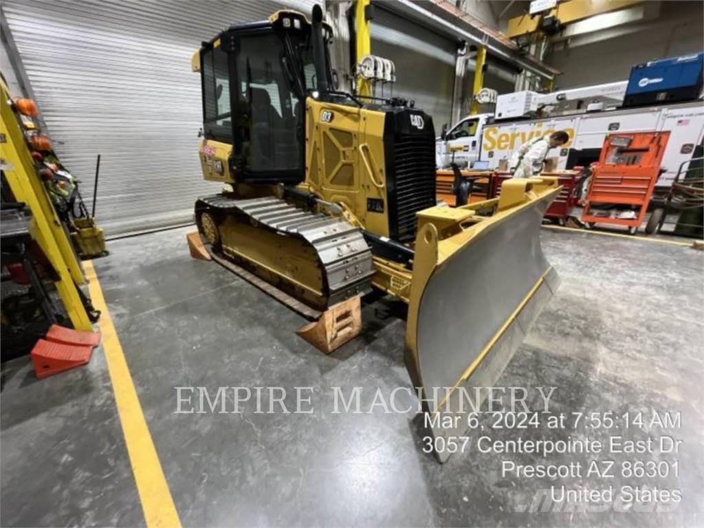 CAT D3-12 ARO Buldozer sobre oruga