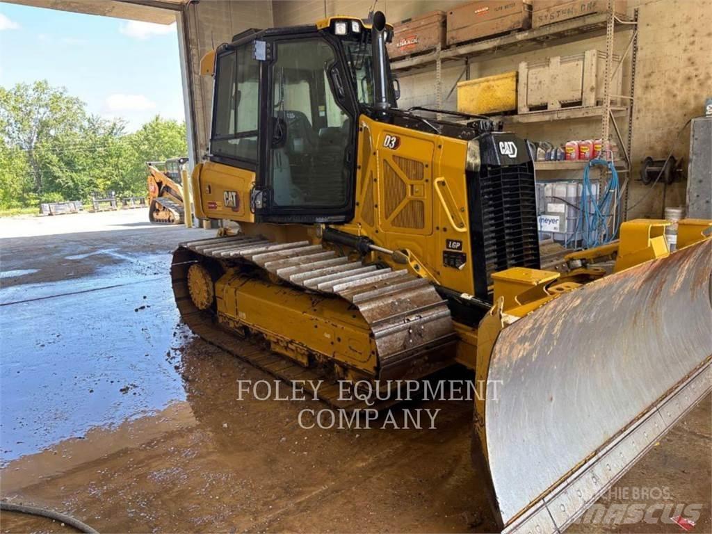 CAT D3-12LGI Buldozer sobre oruga