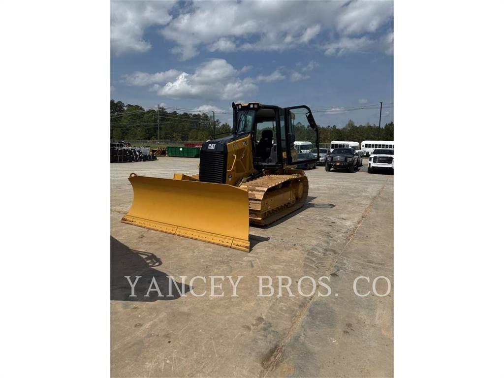CAT D3 LGP Buldozer sobre oruga