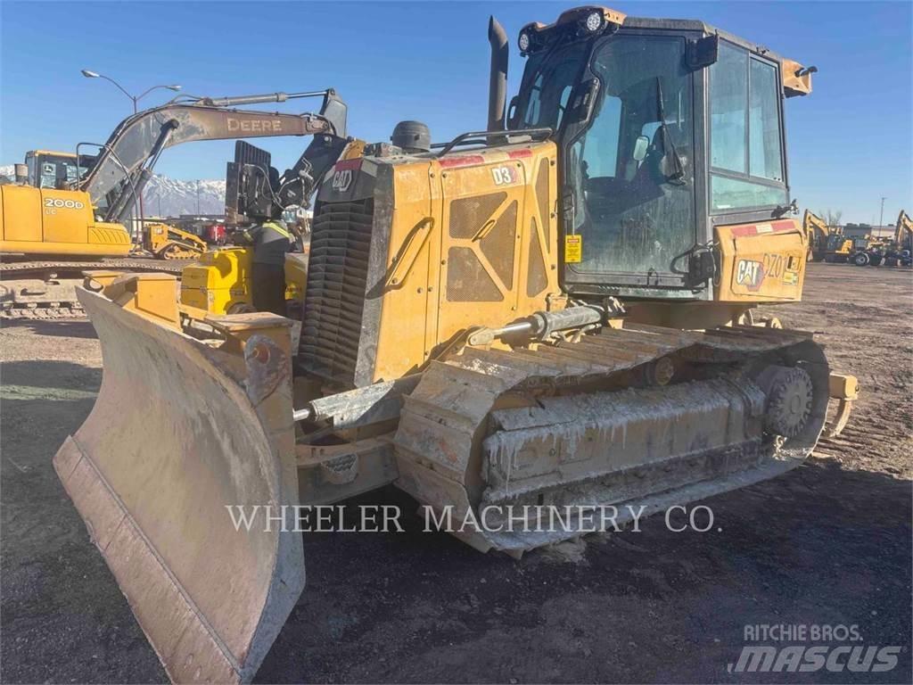 CAT D3 XL Buldozer sobre oruga