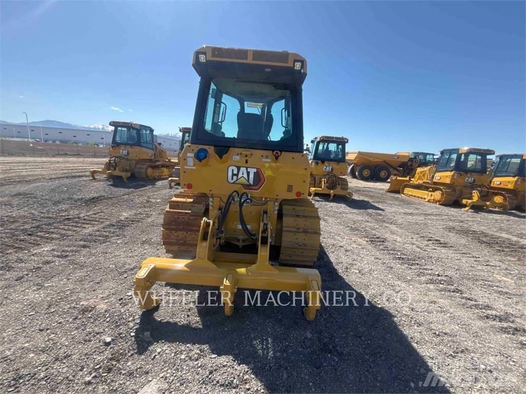 CAT D3 XL Buldozer sobre oruga