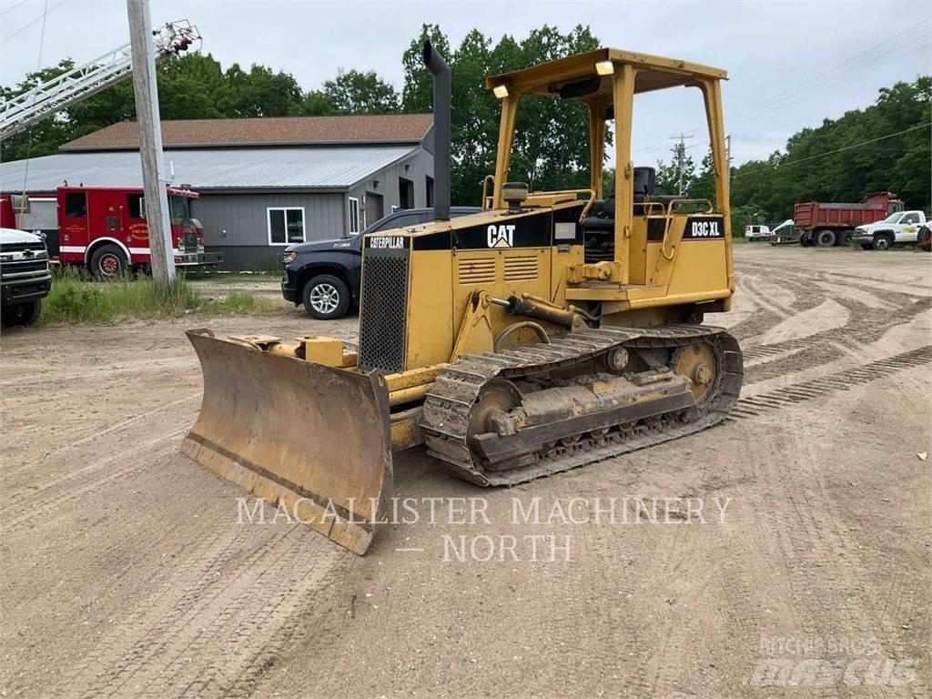 CAT D3CX Buldozer sobre oruga