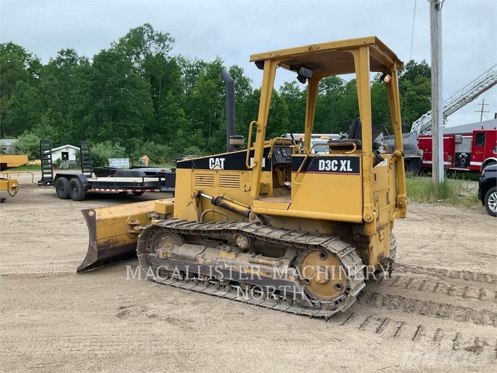 CAT D3CX Buldozer sobre oruga