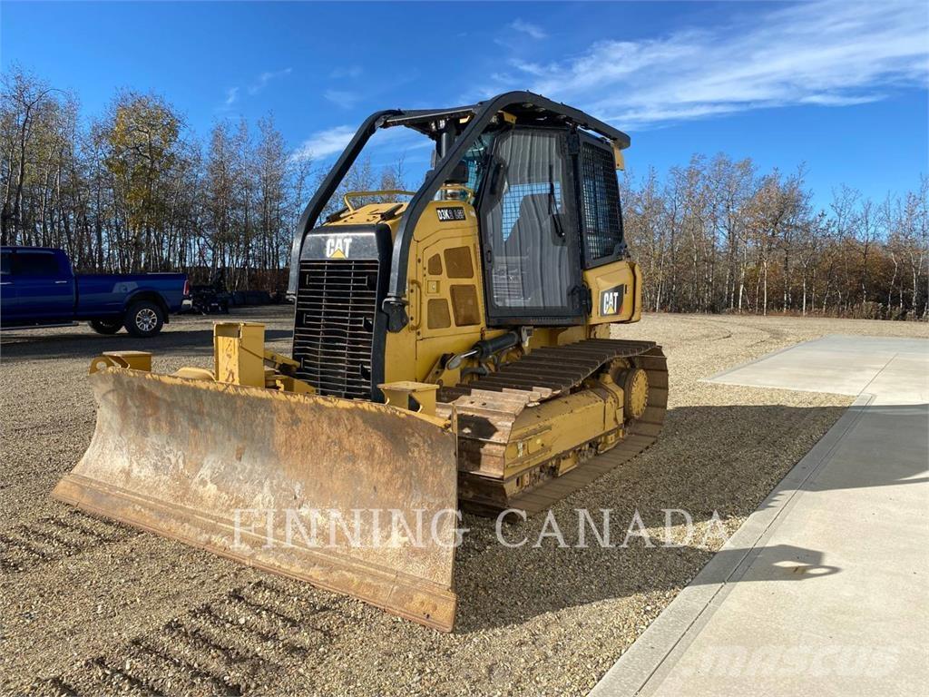 CAT D3K2 Buldozer sobre oruga