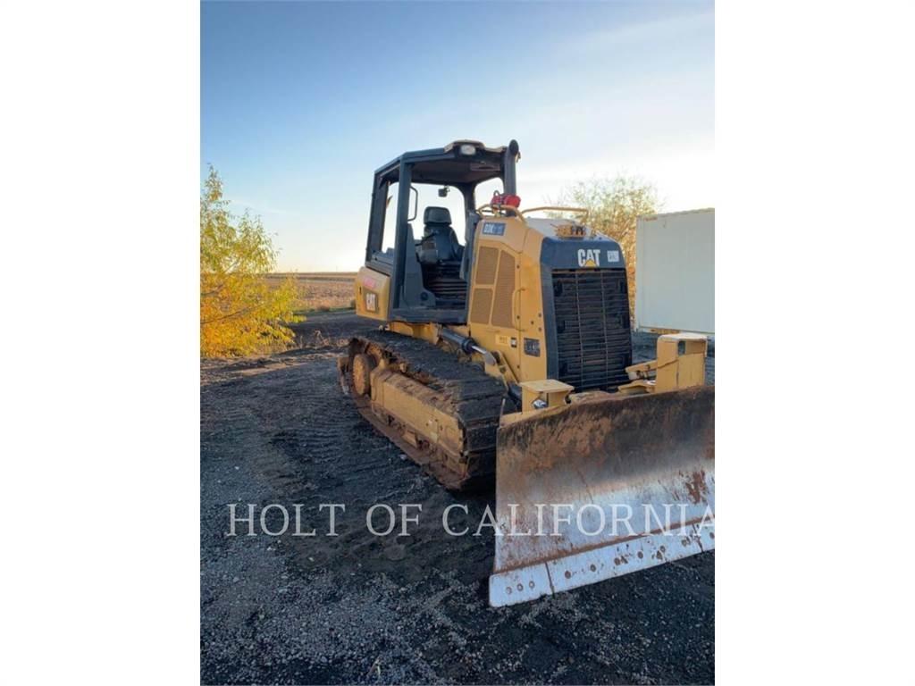 CAT D3K2 XL Buldozer sobre oruga