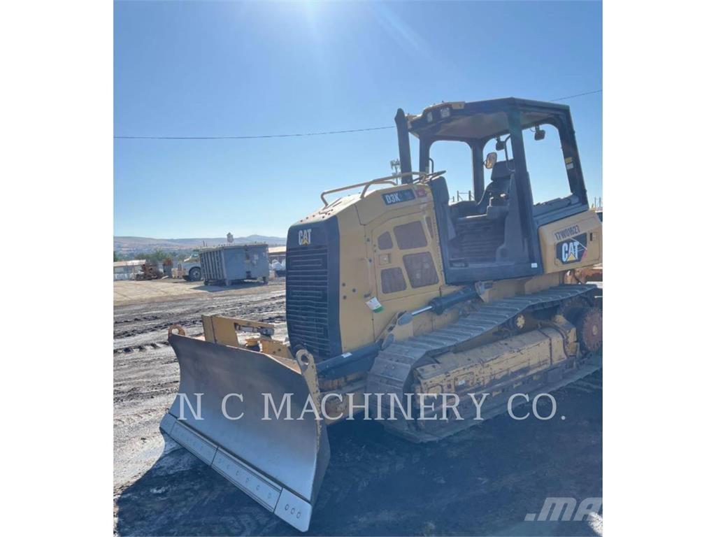 CAT D3K2 XLCN Buldozer sobre oruga