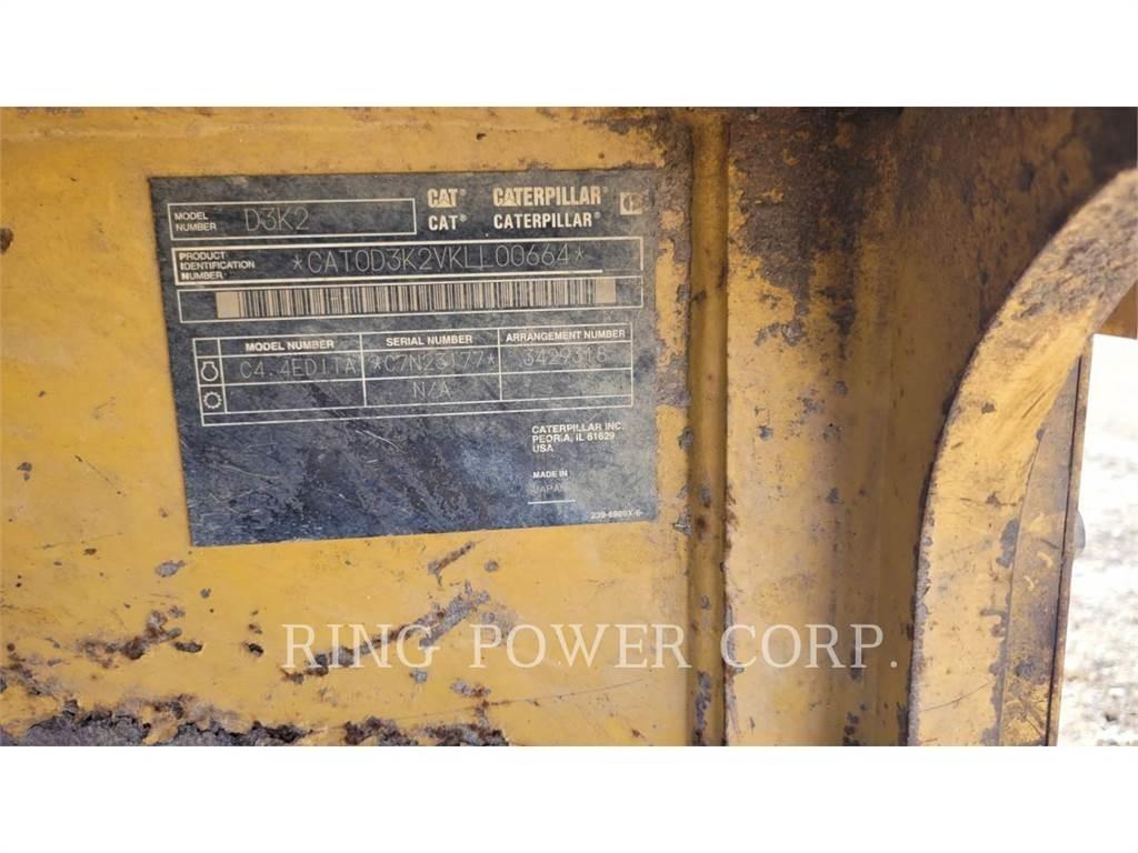 CAT D3K2LGP Buldozer sobre oruga