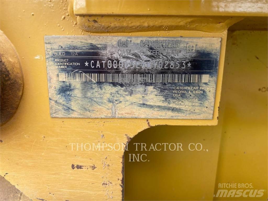 CAT D3LGP Buldozer sobre oruga