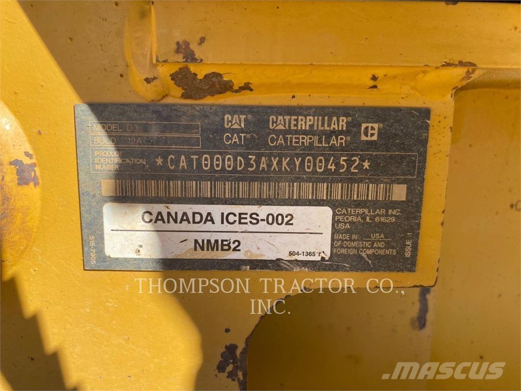 CAT D3LGP Buldozer sobre oruga