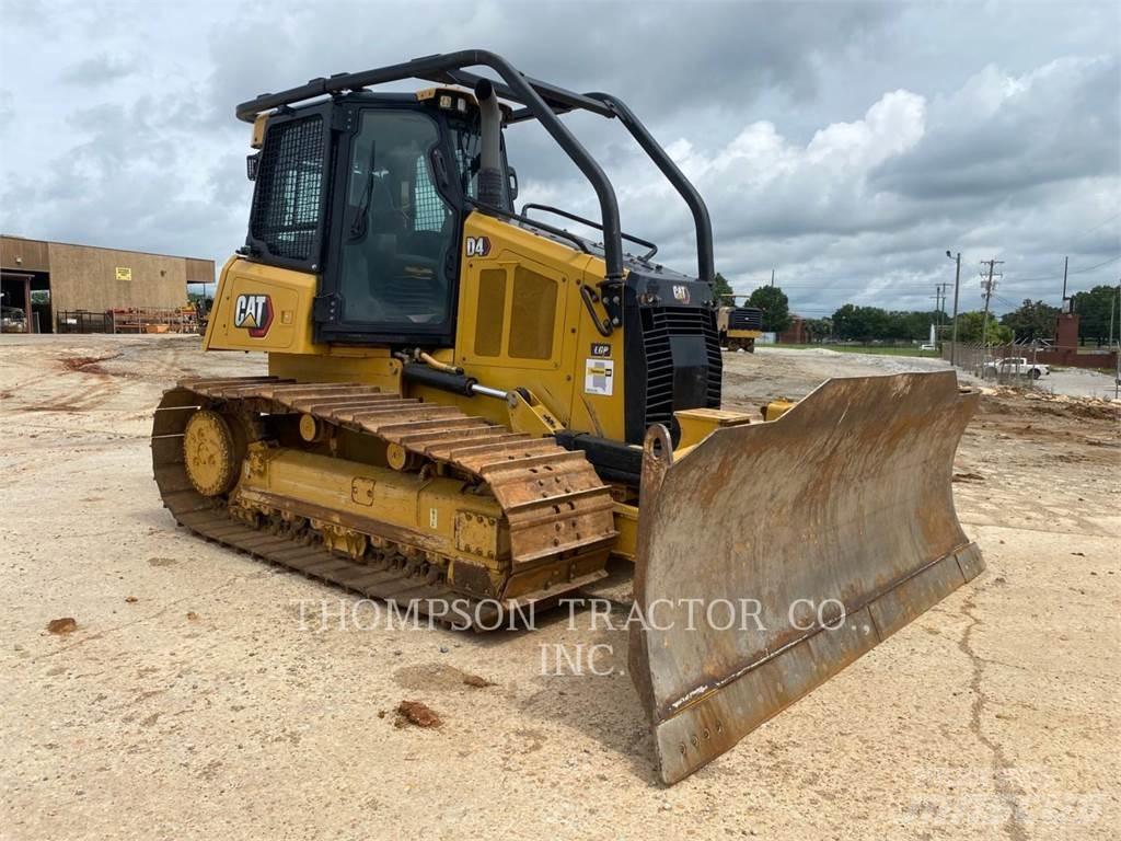 CAT D4 Buldozer sobre oruga