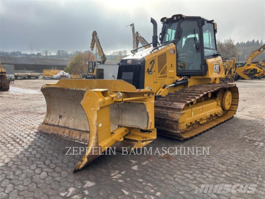 CAT D4-16A Buldozer sobre oruga