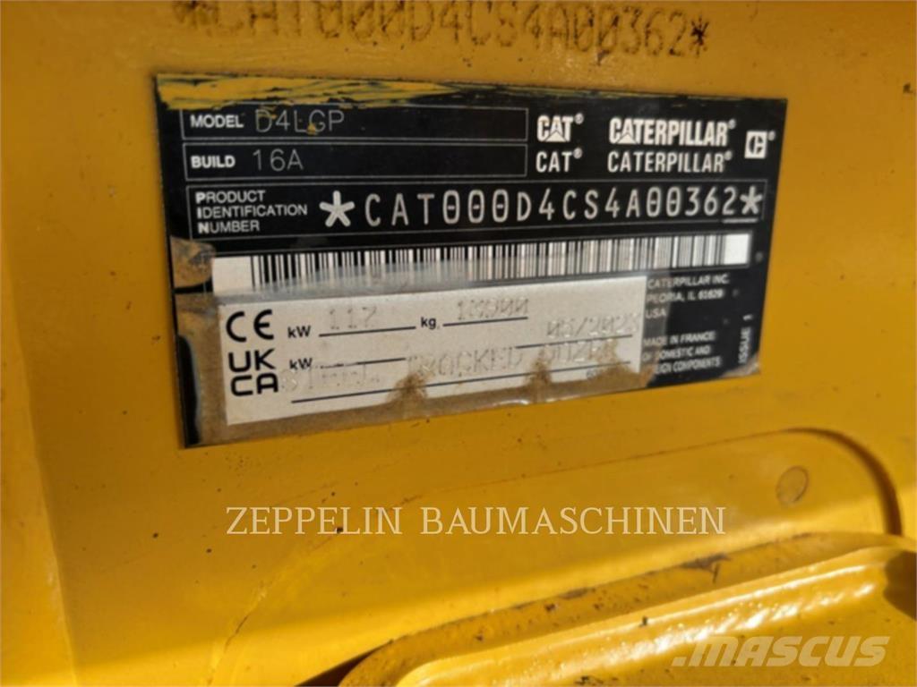 CAT D4-16A Buldozer sobre oruga