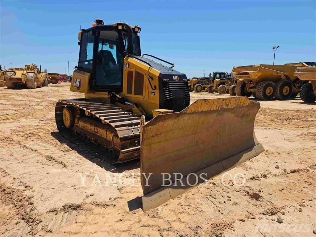 CAT D4 LGP Buldozer sobre oruga