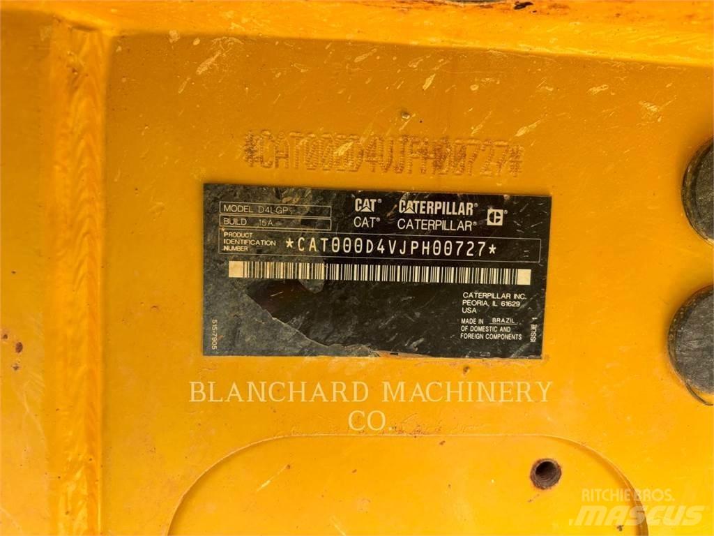 CAT D4 LGP Buldozer sobre oruga