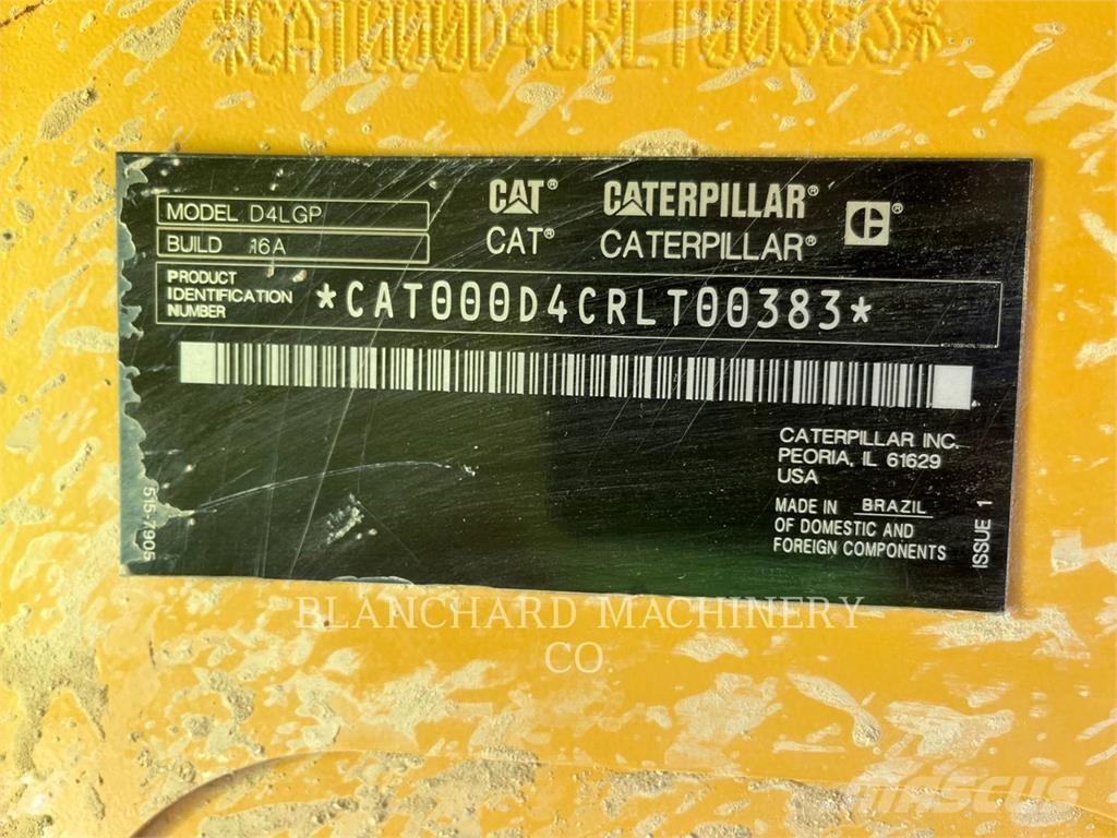 CAT D4 LGP Buldozer sobre oruga