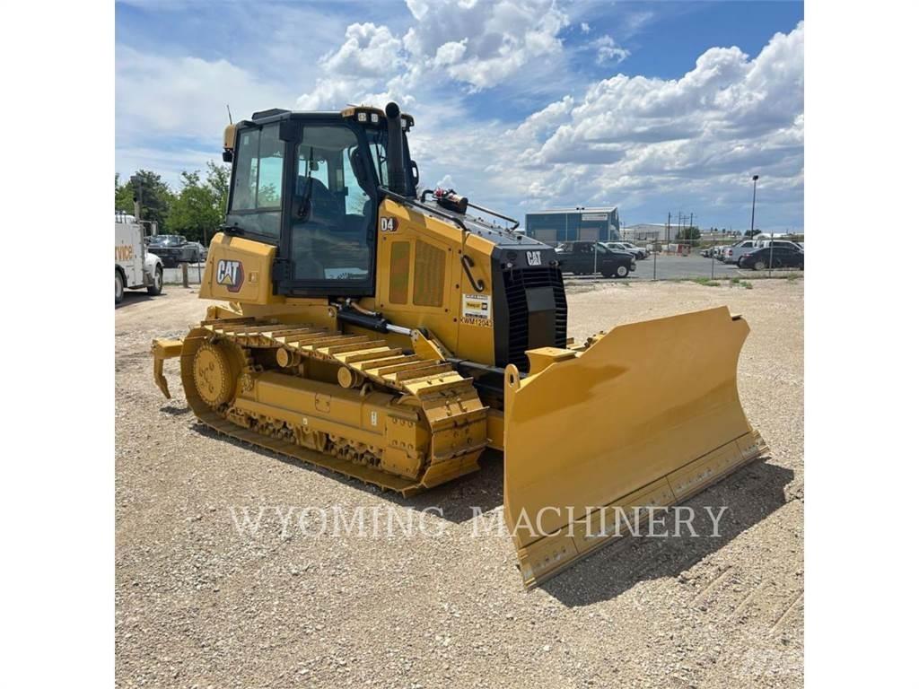 CAT D4 VP Buldozer sobre oruga