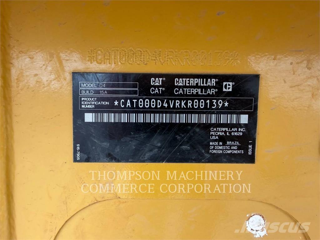 CAT D4 XL Buldozer sobre oruga