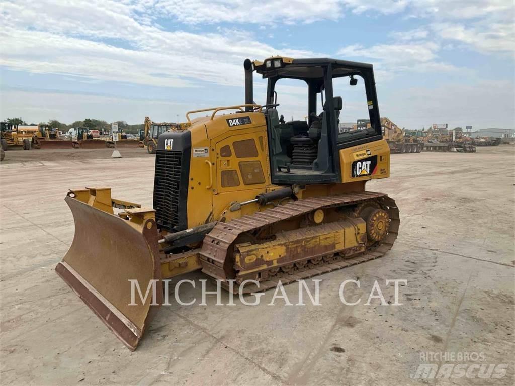 CAT D4K2X Z2 Buldozer sobre oruga