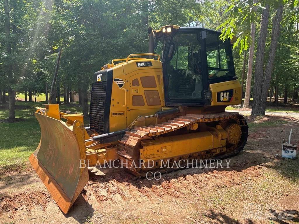 CAT D4K2XL Buldozer sobre oruga