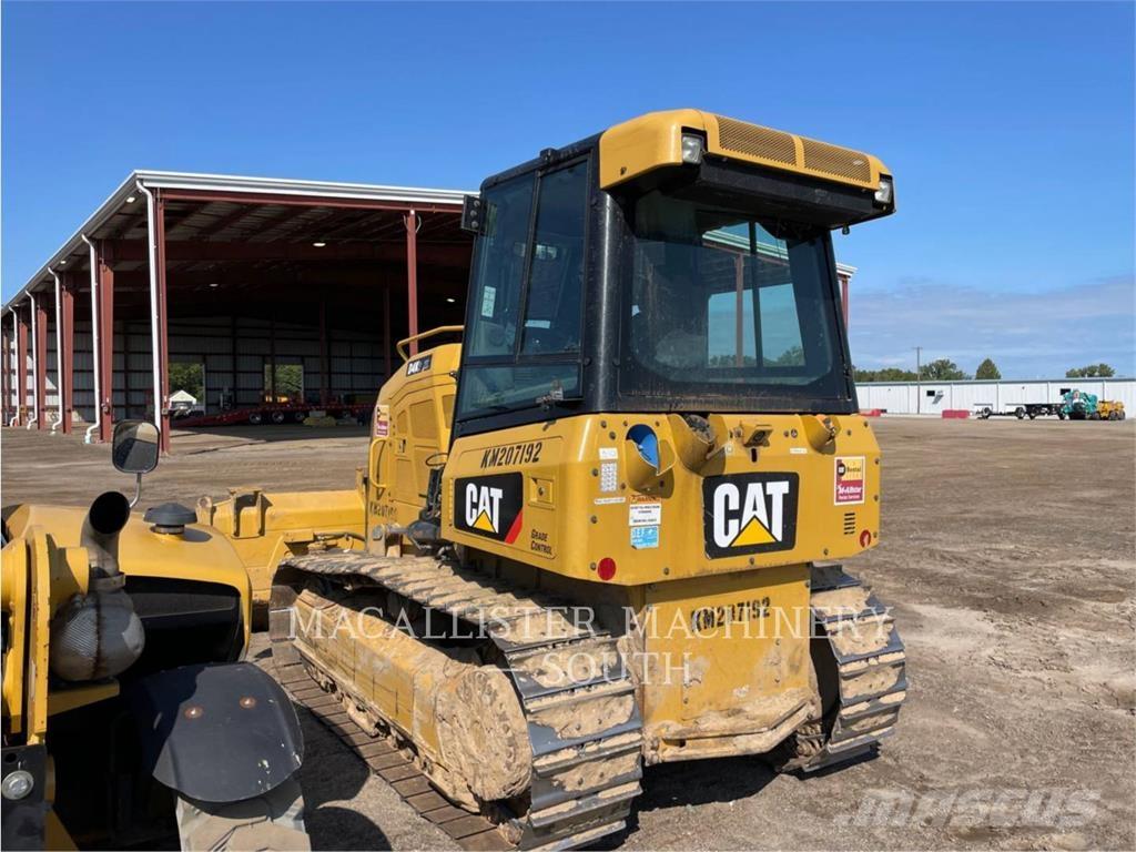 CAT D4K2XL Buldozer sobre oruga